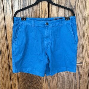 Vineyard Vines 7” Island Shorts Blue Cotton Flat Front Men’s size 32” waist‎